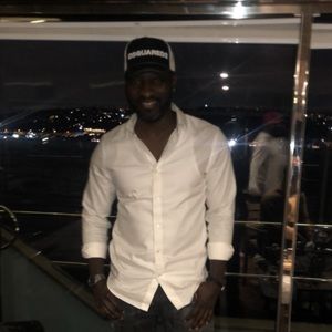 Meet your Posher, Adenrele